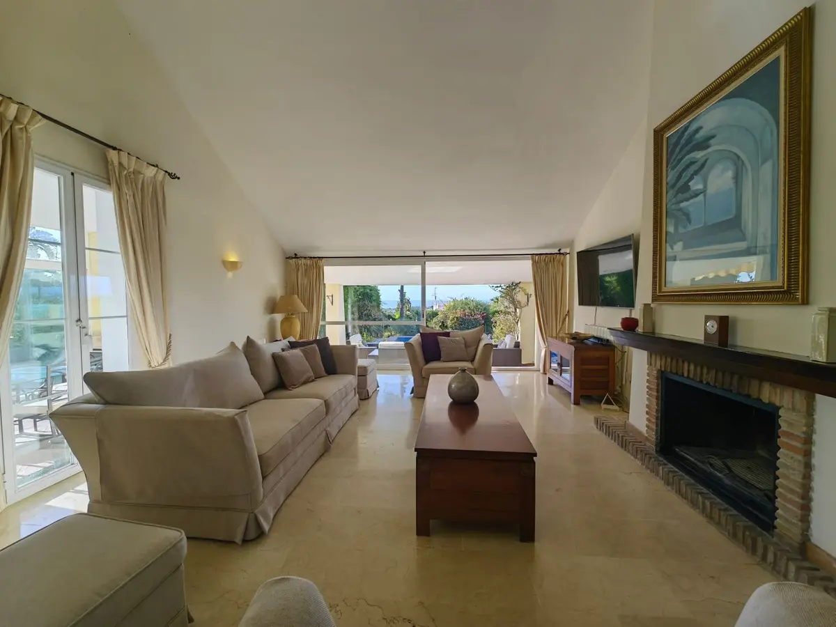 Detached Villa in Estepona