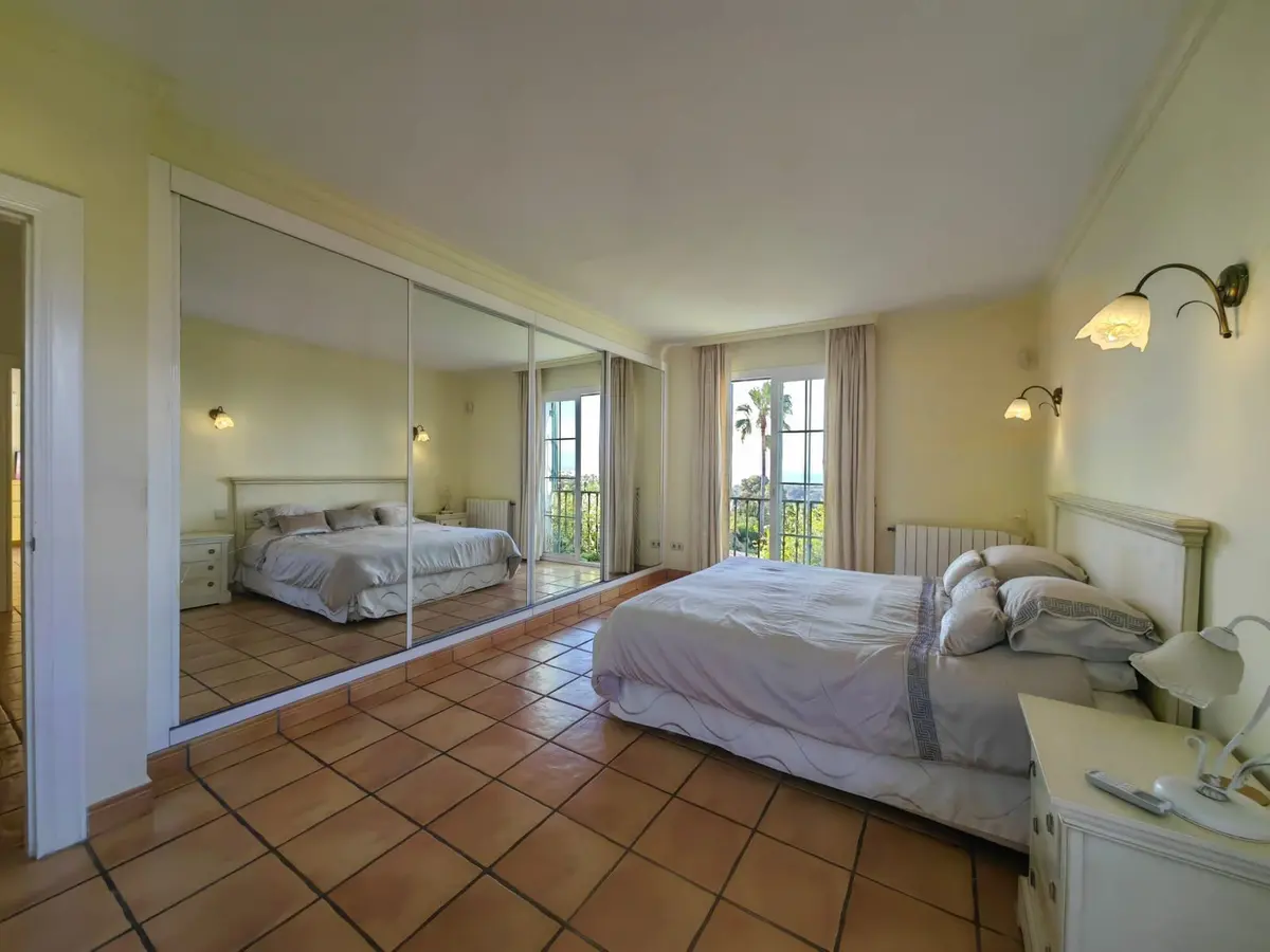 Detached Villa in Estepona