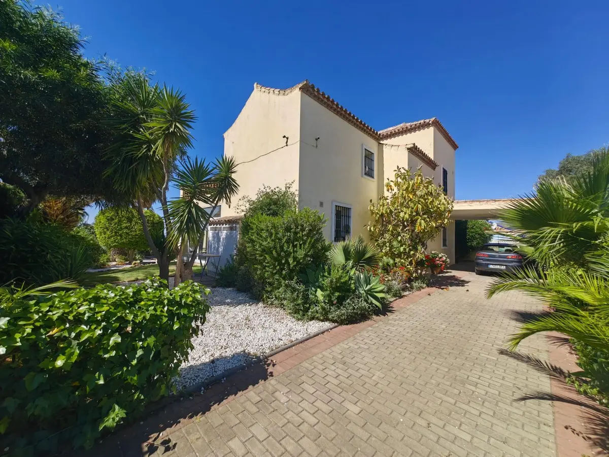 Detached Villa in Estepona