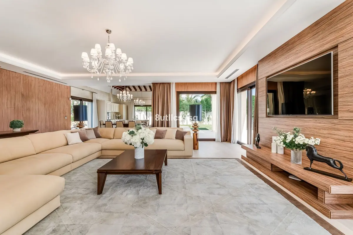 Detached Villa in Nueva Andalucía
