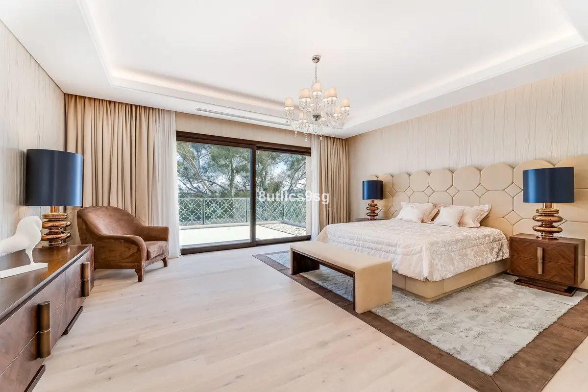 Detached Villa in Nueva Andalucía