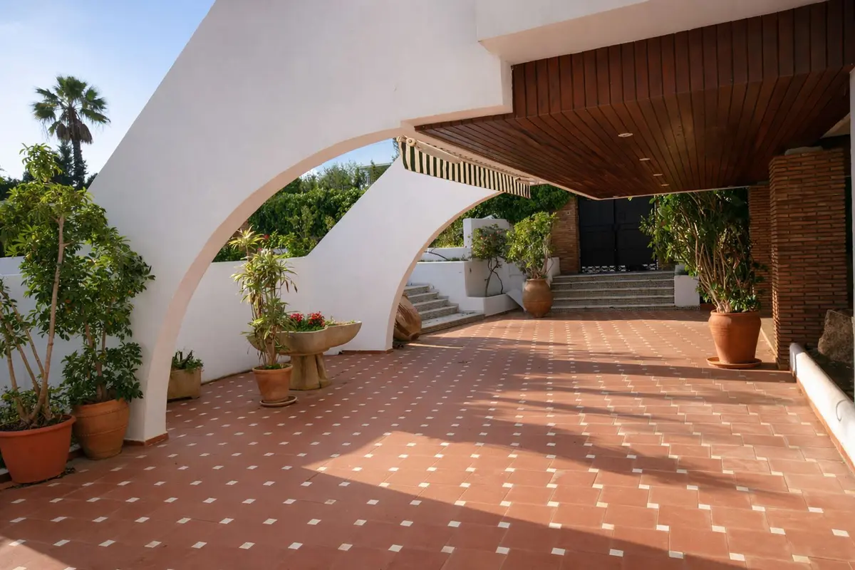 Detached Villa in Puerto Banús