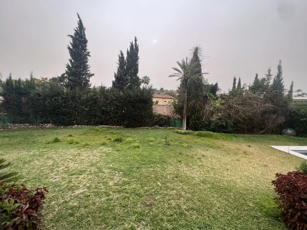 Detached Villa in Nueva Andalucía