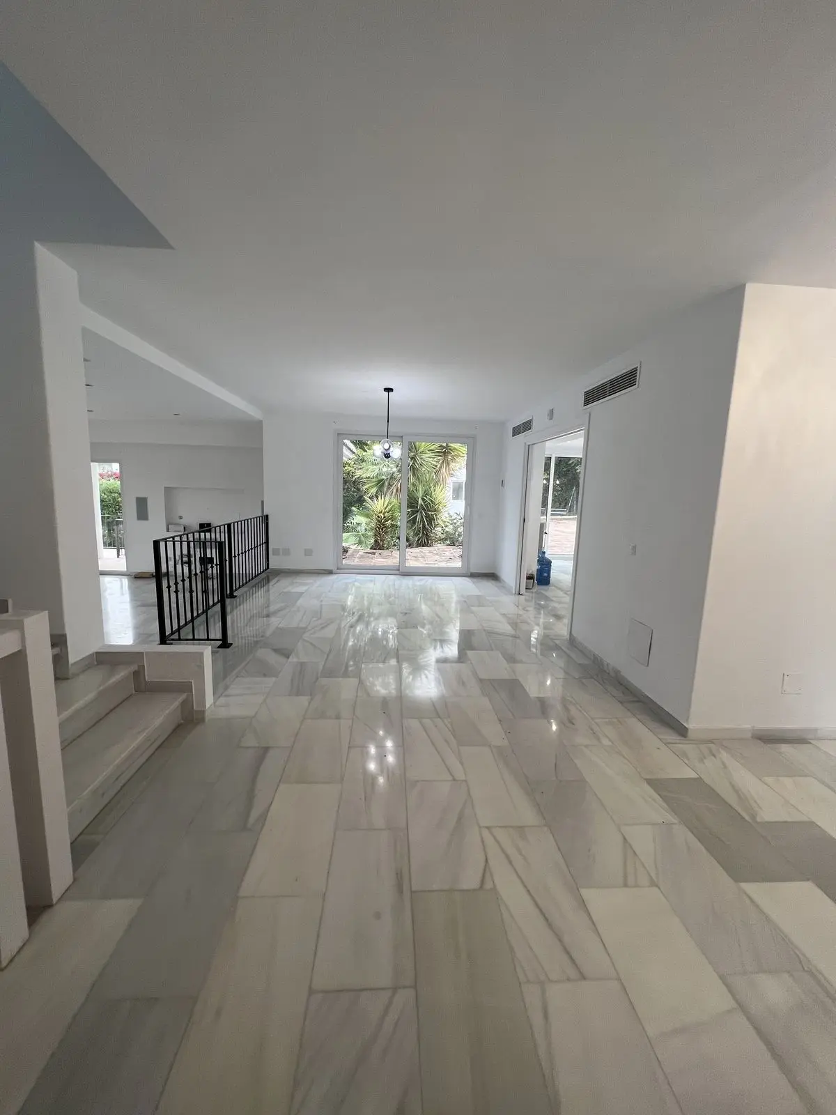 Detached Villa in Nueva Andalucía
