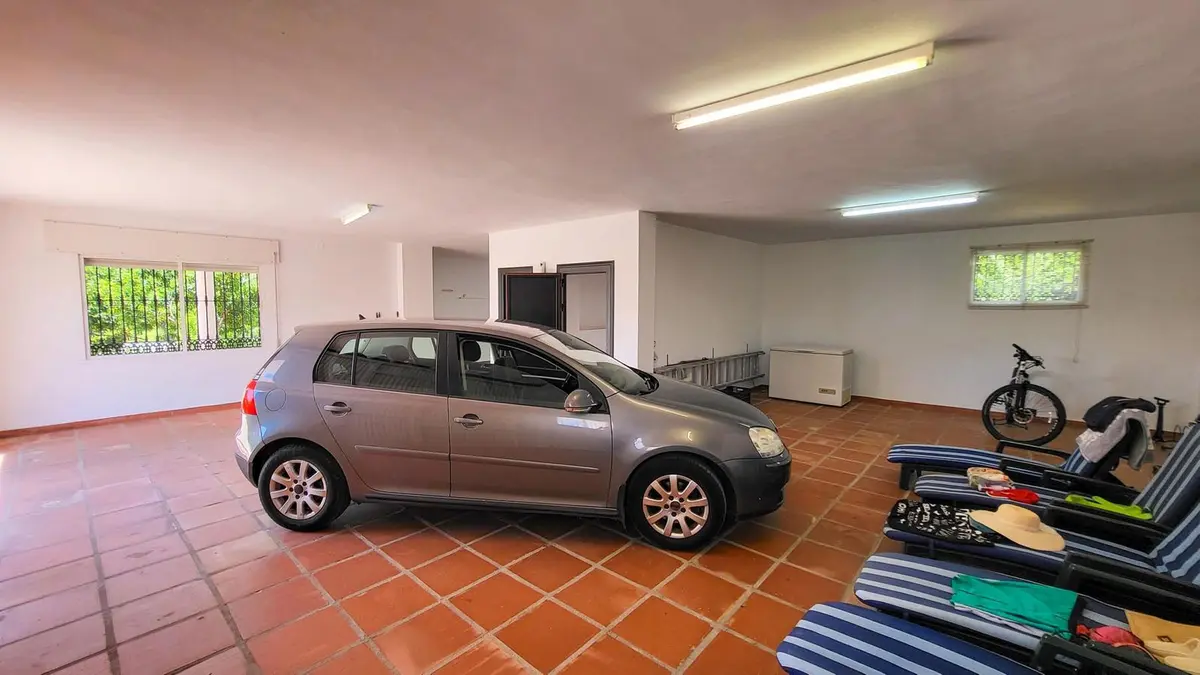 Detached Villa in Elviria