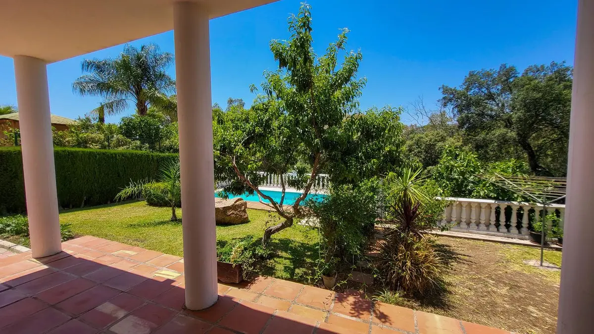 Detached Villa in Elviria