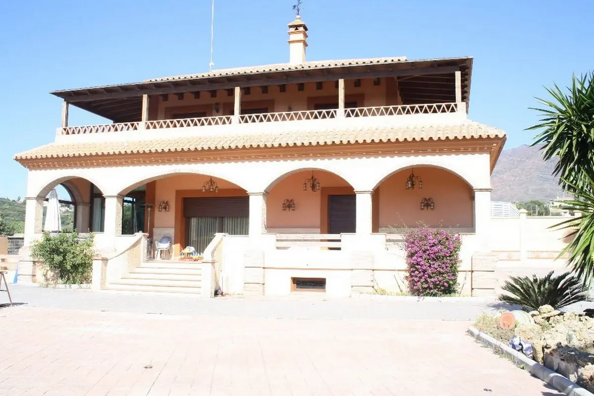 Finca - Cortijo in Estepona