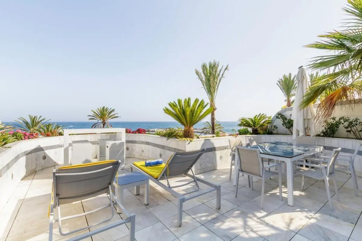 Middle Floor Apartment in Puerto Banús