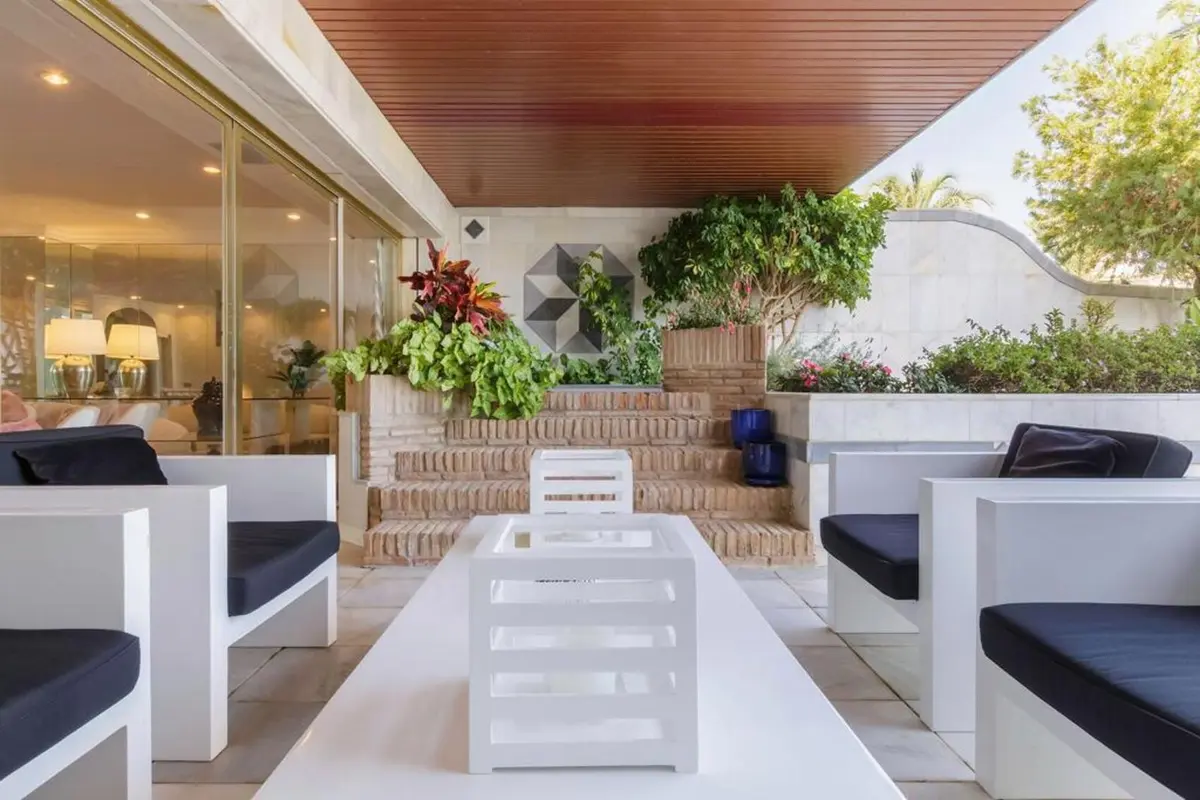Middle Floor Apartment in Puerto Banús