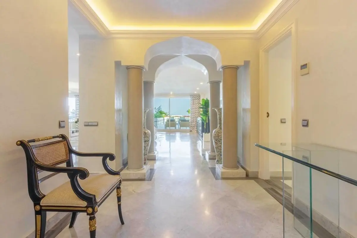 Middle Floor Apartment in Puerto Banús