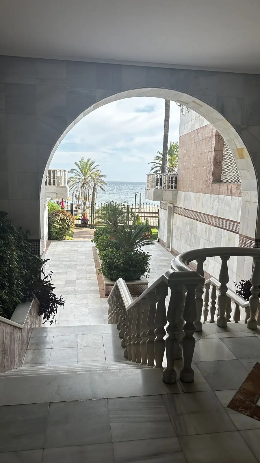 Middle Floor Apartment in Puerto Banús