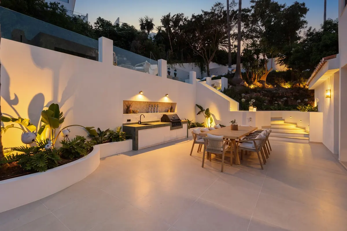 Detached Villa in Nueva Andalucía