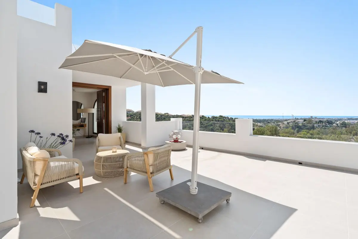 Detached Villa in Nueva Andalucía