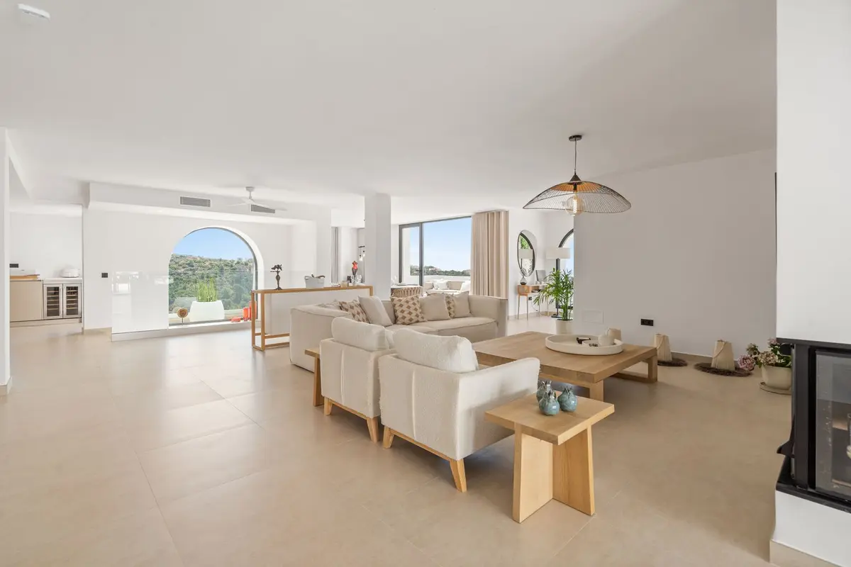 Detached Villa in Nueva Andalucía