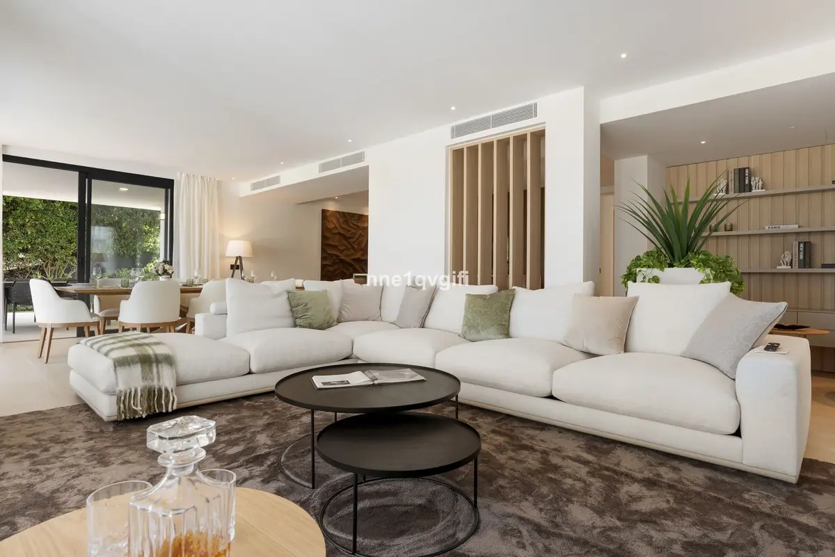 Detached Villa in Guadalmina Alta