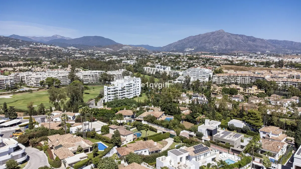 Detached Villa in Guadalmina Alta