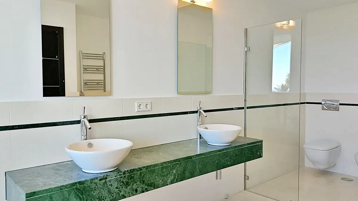 Semi-Detached House in Marbella
