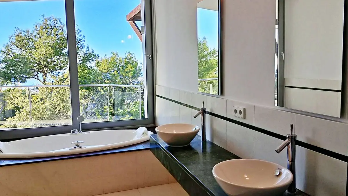Semi-Detached House in Marbella