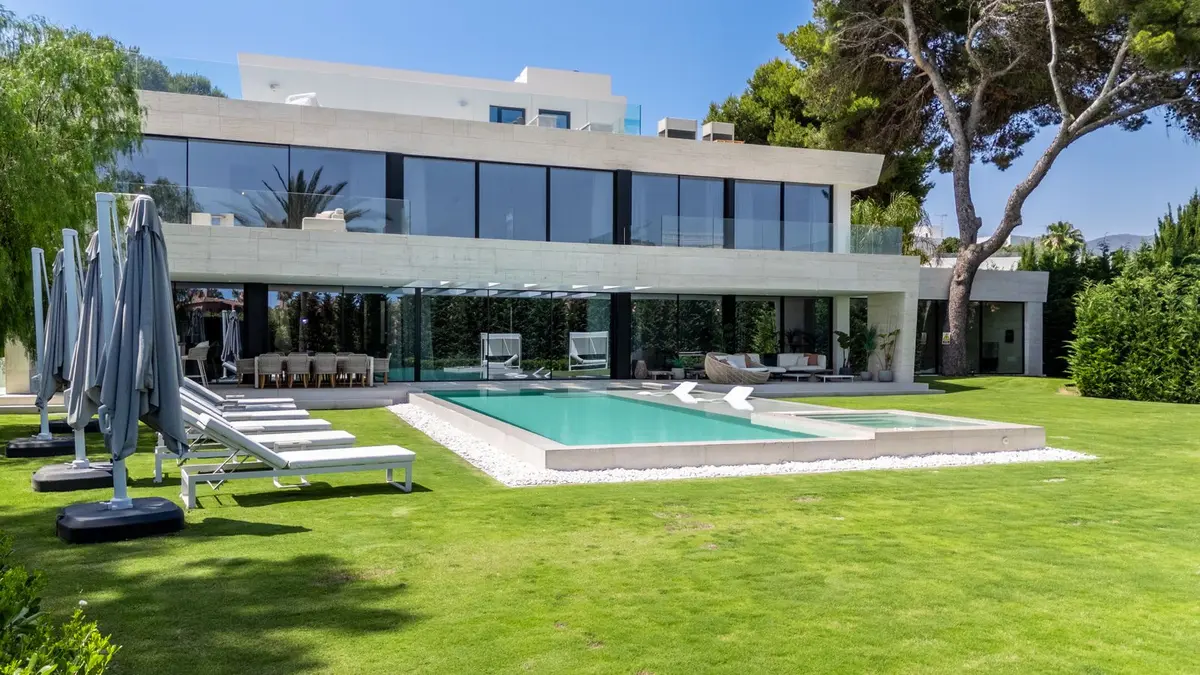 Detached Villa in Los Monteros
