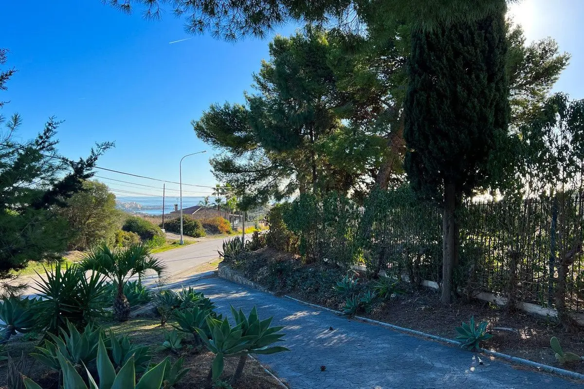 Detached Villa in Estepona
