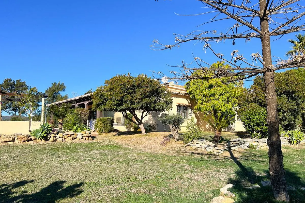 Detached Villa in Estepona