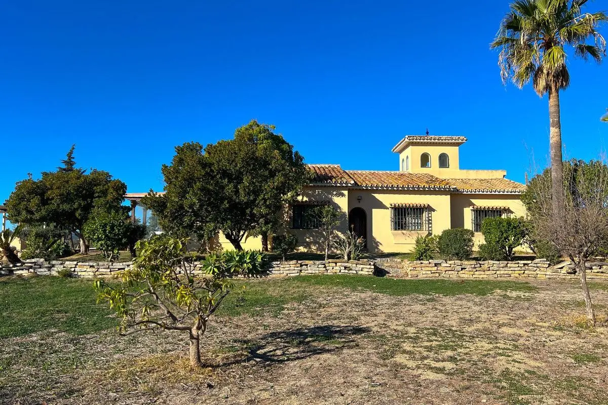 Detached Villa in Estepona