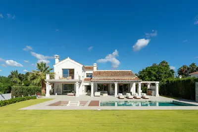 Sea View Renovated Villa in El Rosario, Marbella