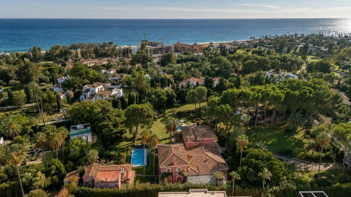 Detached Villa in Guadalmina Baja
