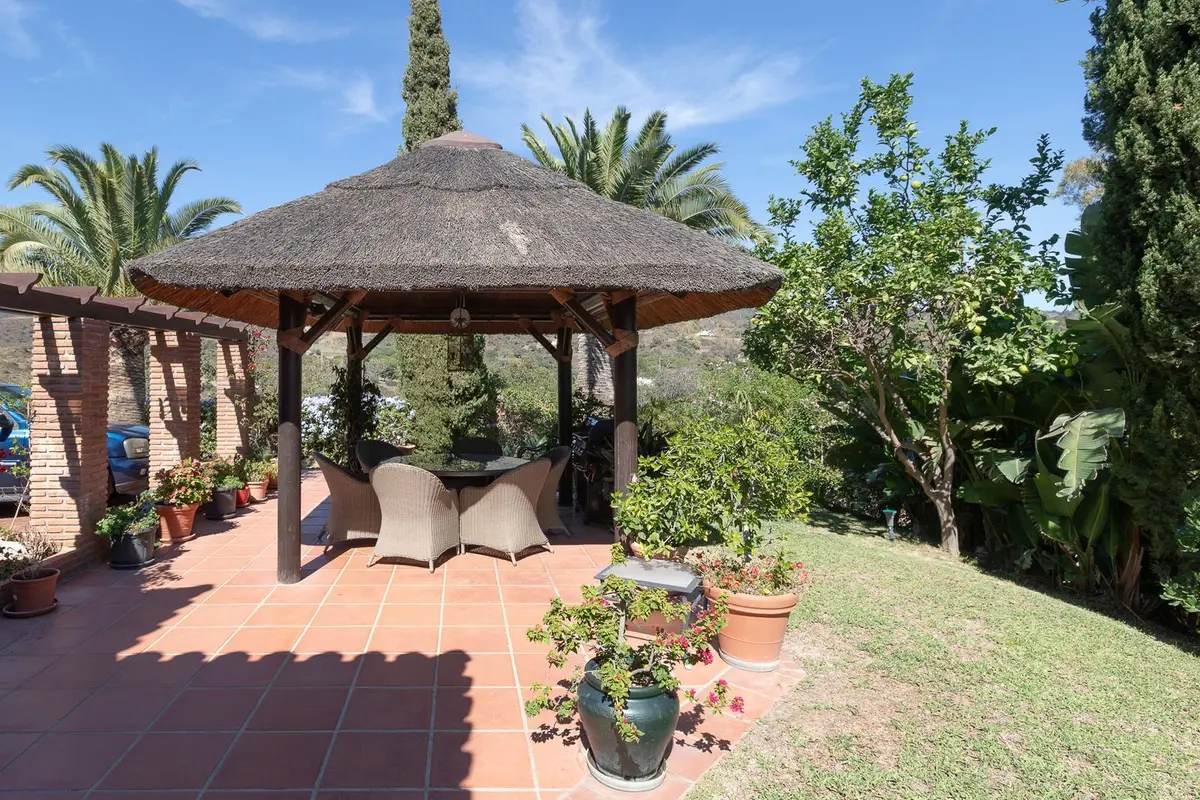 Detached Villa in Elviria