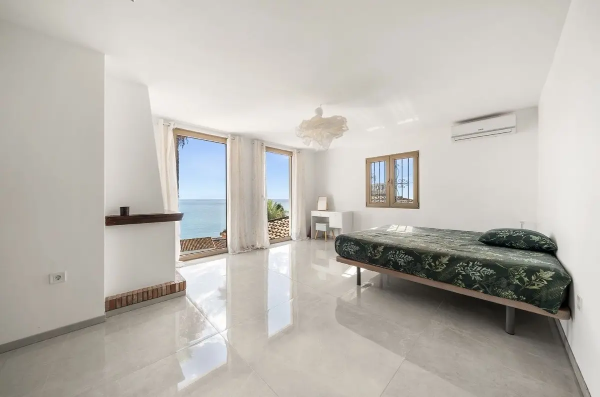 Detached Villa in Estepona