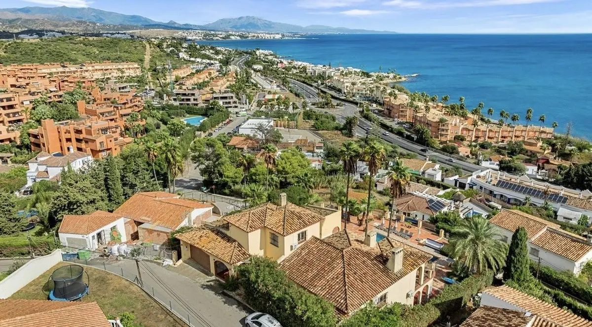 Detached Villa in Estepona