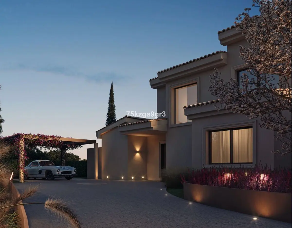 Detached Villa in Marbella