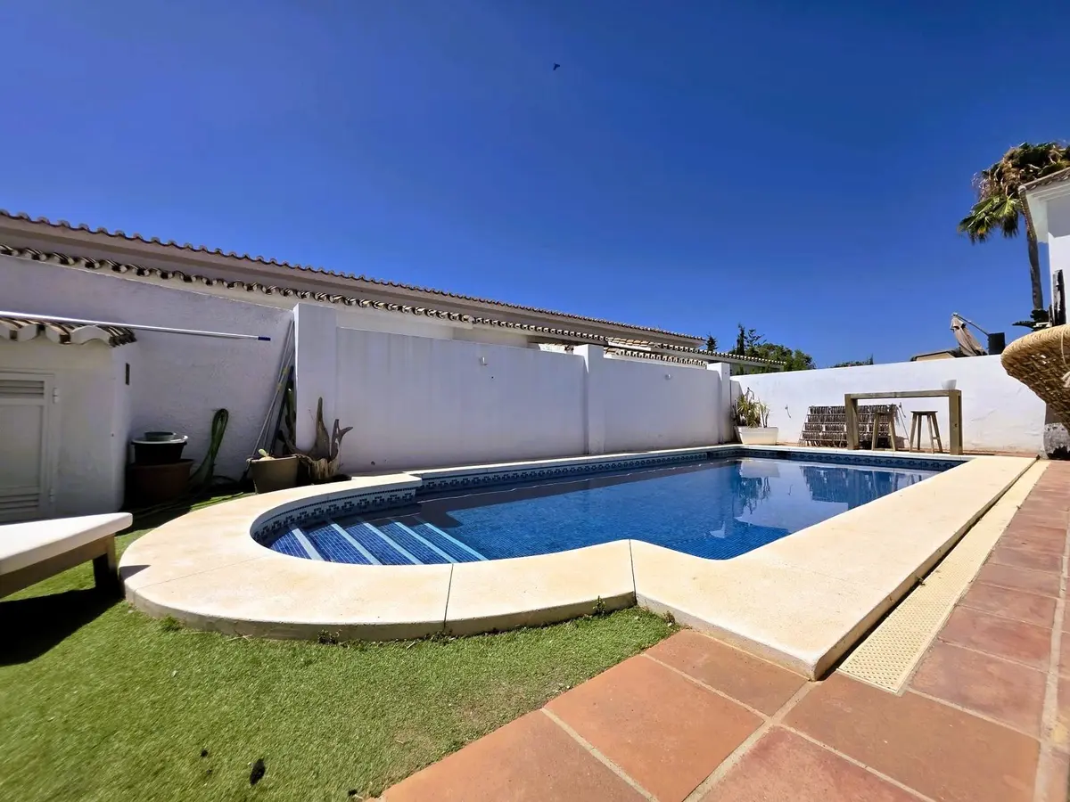 Detached Villa in Estepona