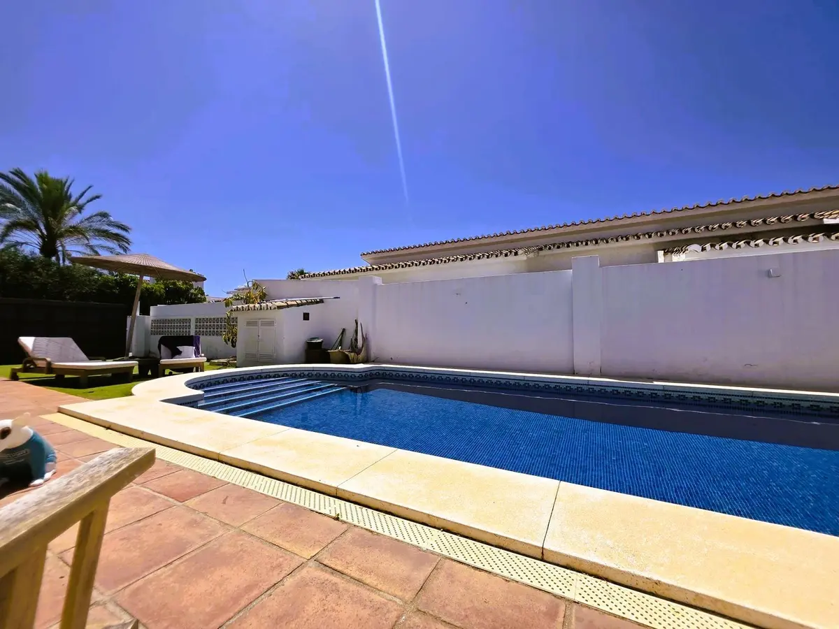 Detached Villa in Estepona