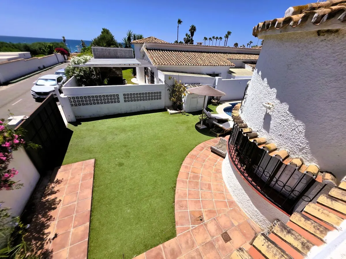 Detached Villa in Estepona