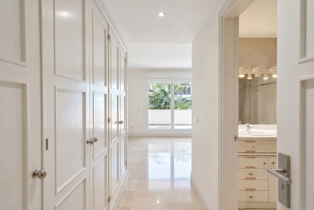 Middle Floor Apartment in Marbella