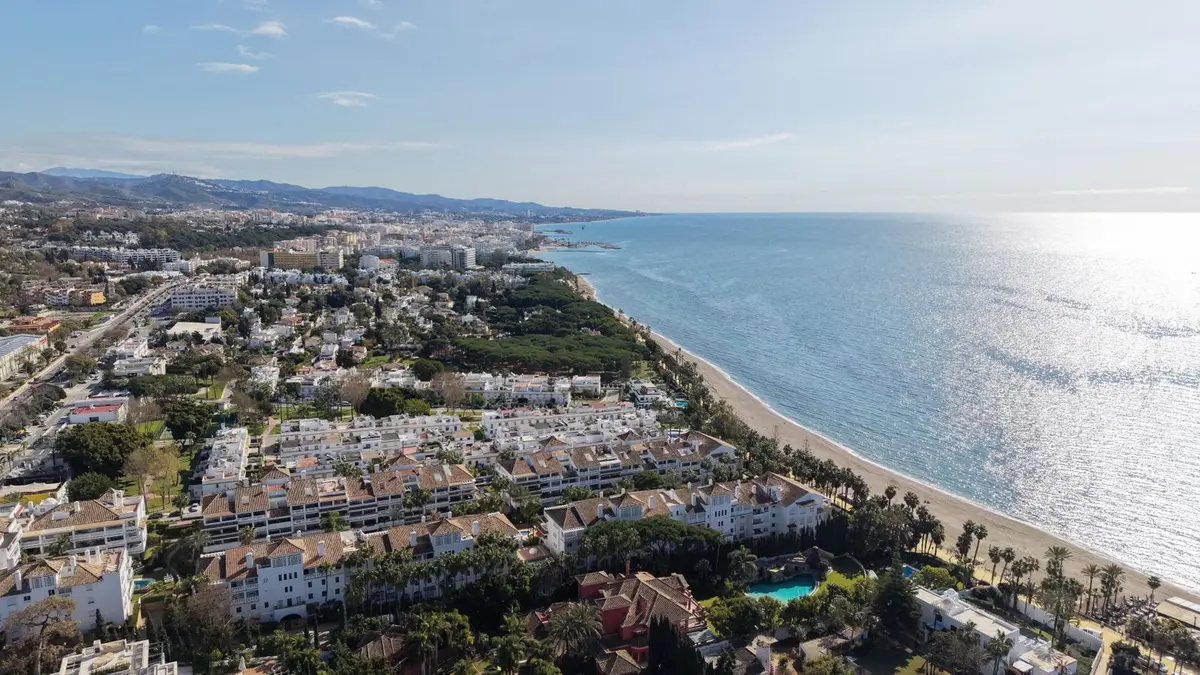 Middle Floor Apartment in Marbella