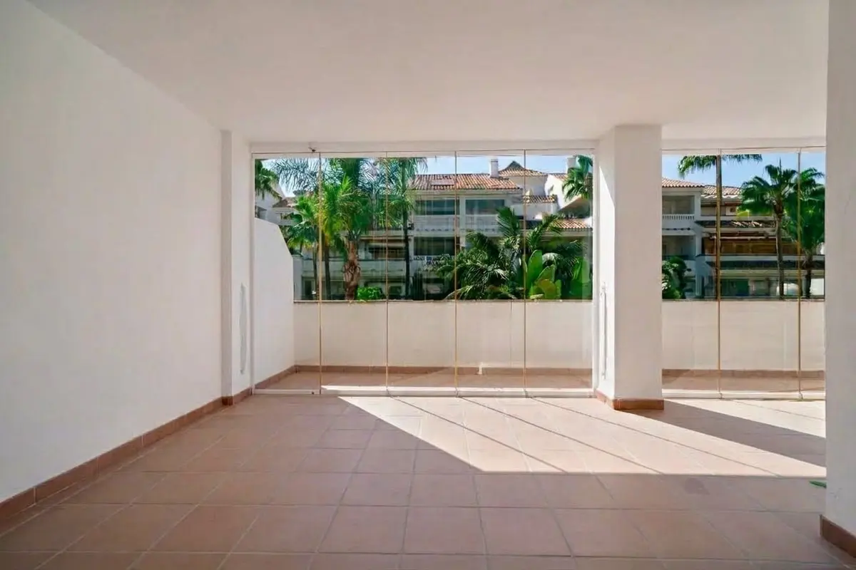 Middle Floor Apartment in Marbella