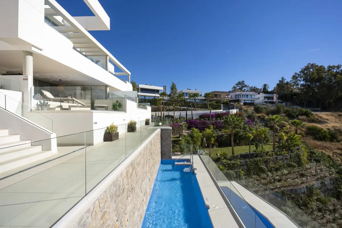 Penthouse Duplex in Nueva Andalucía