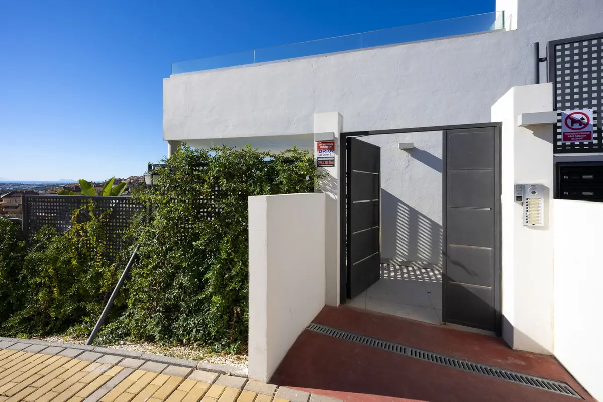 Penthouse Duplex in Nueva Andalucía