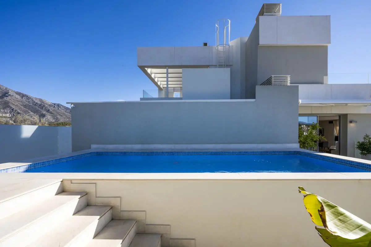 Penthouse Duplex in Nueva Andalucía