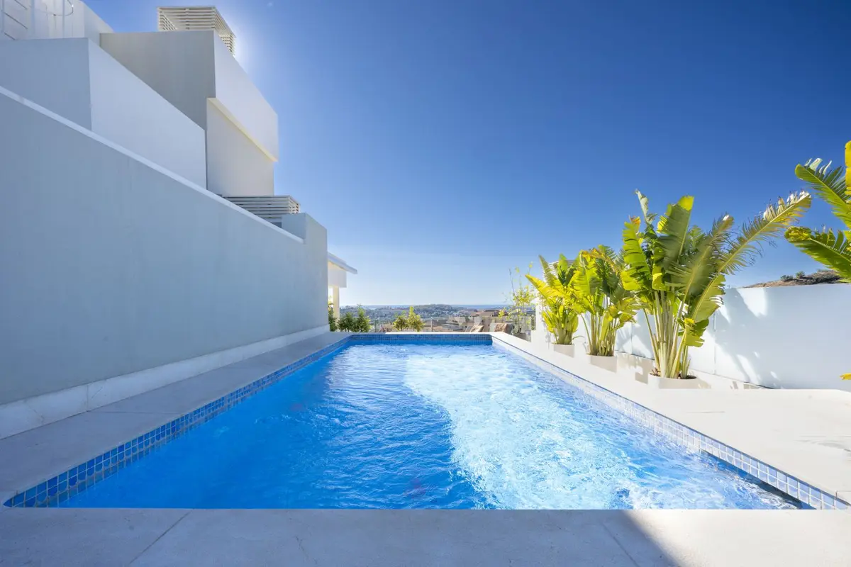 Penthouse Duplex in Nueva Andalucía