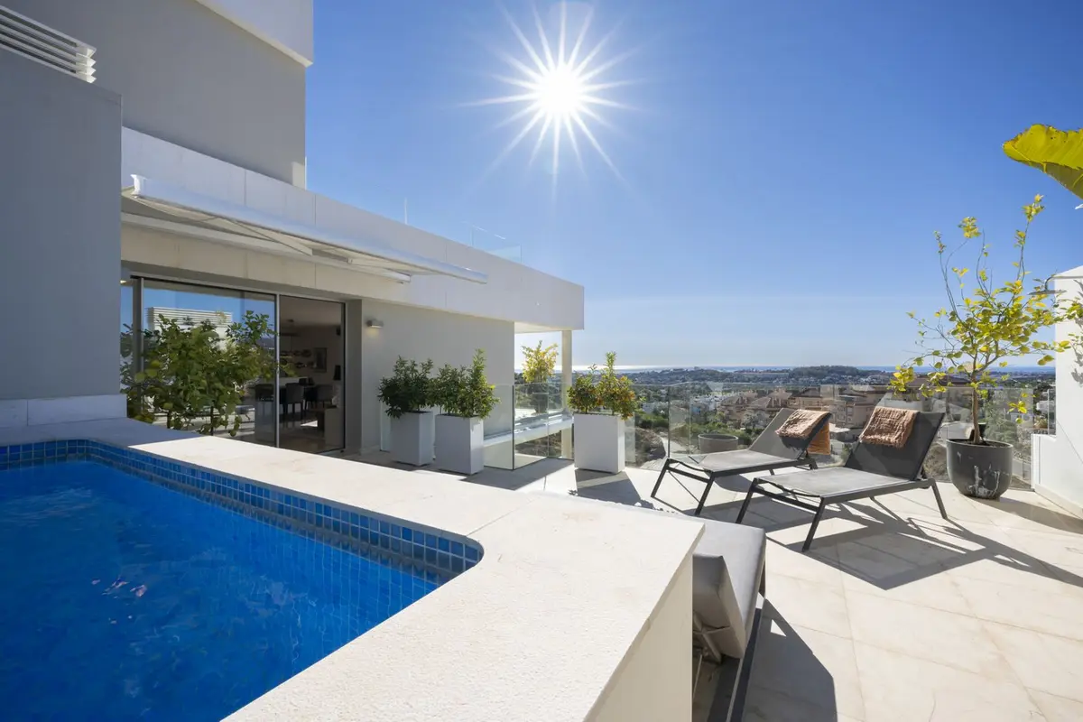 Penthouse Duplex in Nueva Andalucía