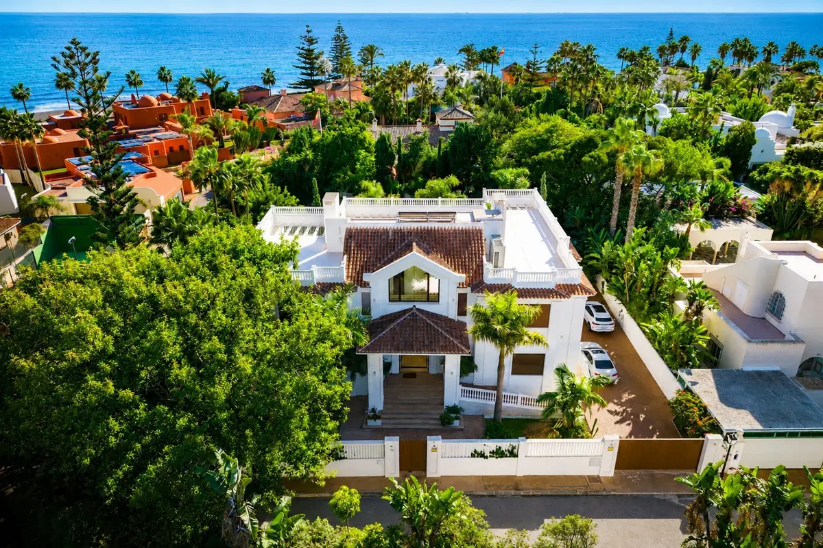 Detached Villa in Guadalmina Baja