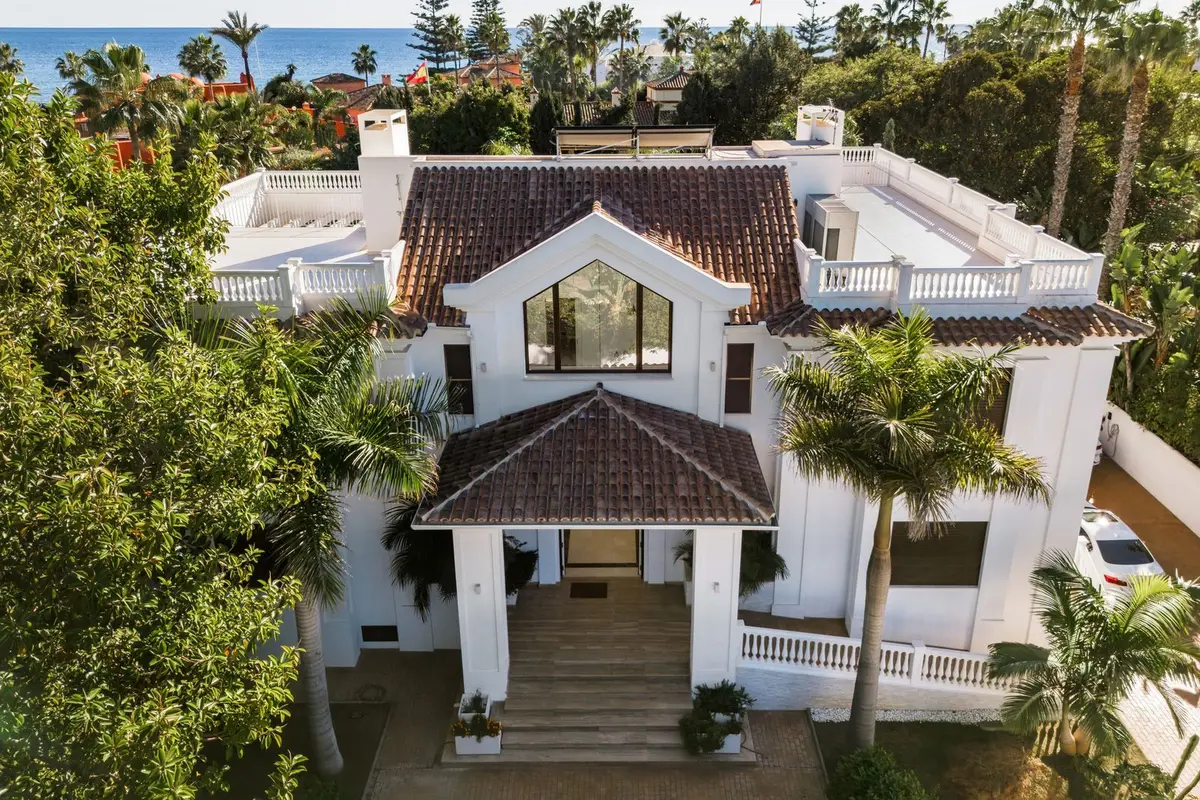 Detached Villa in Guadalmina Baja