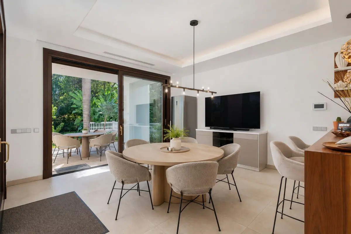 Detached Villa in Guadalmina Baja