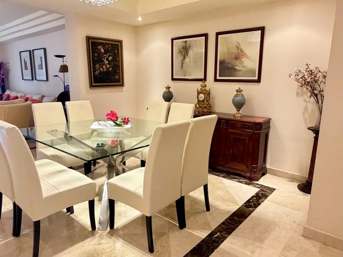 Middle Floor Apartment in Marbella