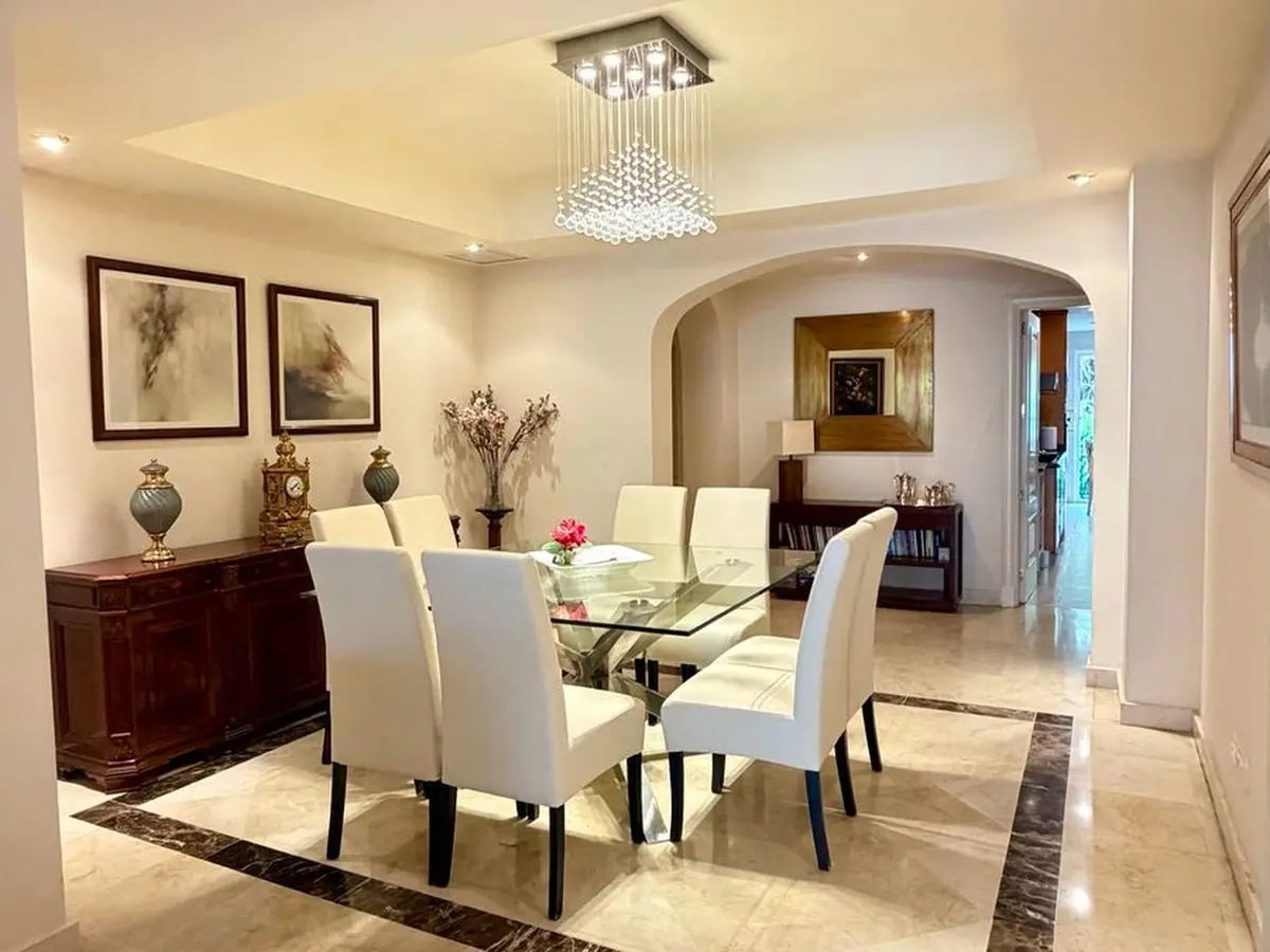 Middle Floor Apartment in Marbella