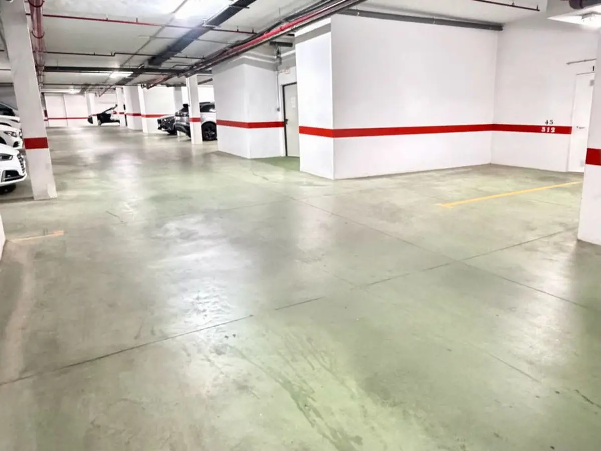 Middle Floor Apartment in Marbella