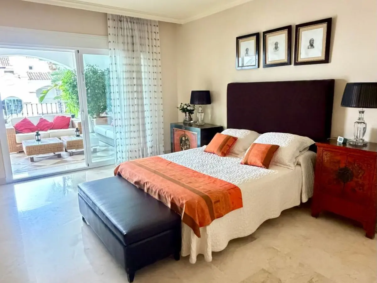 Middle Floor Apartment in Marbella